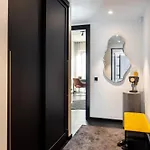 Luxury Seaside Penthouse With A View Of The Old Town Апартаменты Таллин