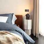 Апартаменты Luxury Seaside Penthouse With A View Of The Old Town *
