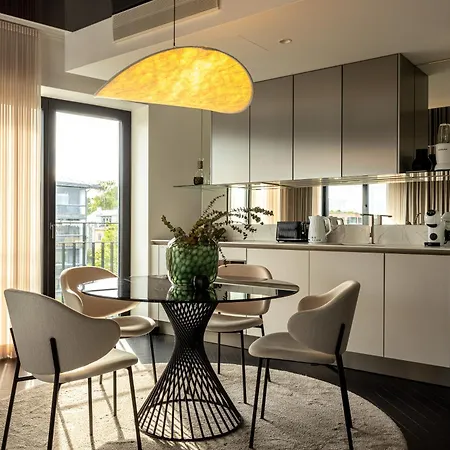 Luxury Seaside Penthouse With A View Of The Old Town タリン