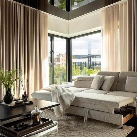 Luxury Seaside Penthouse With A View Of The Old Town Апартаменти *