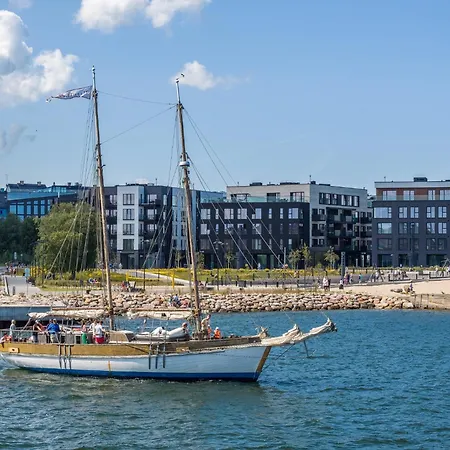 Luxury Seaside Penthouse With A View Of The Old Town *